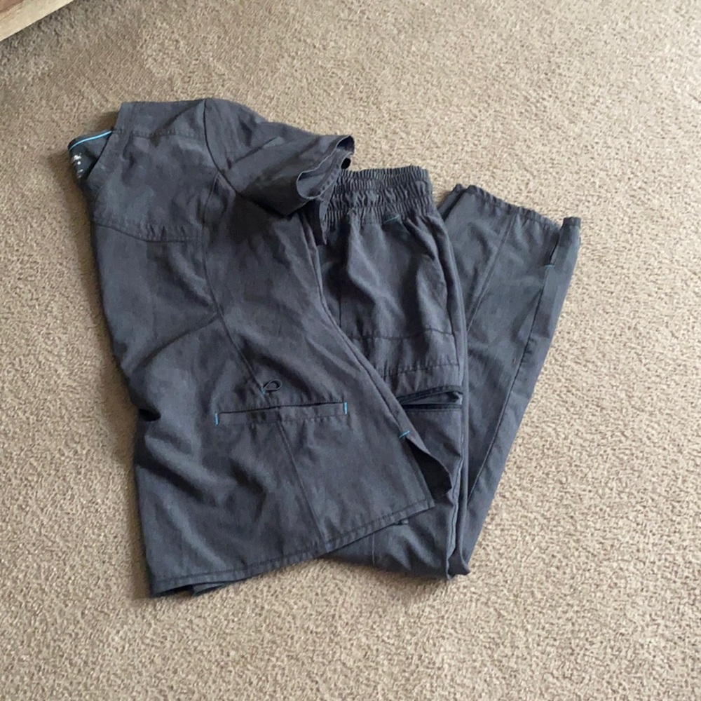 Size medium scrub pants! Size large scrub top!
